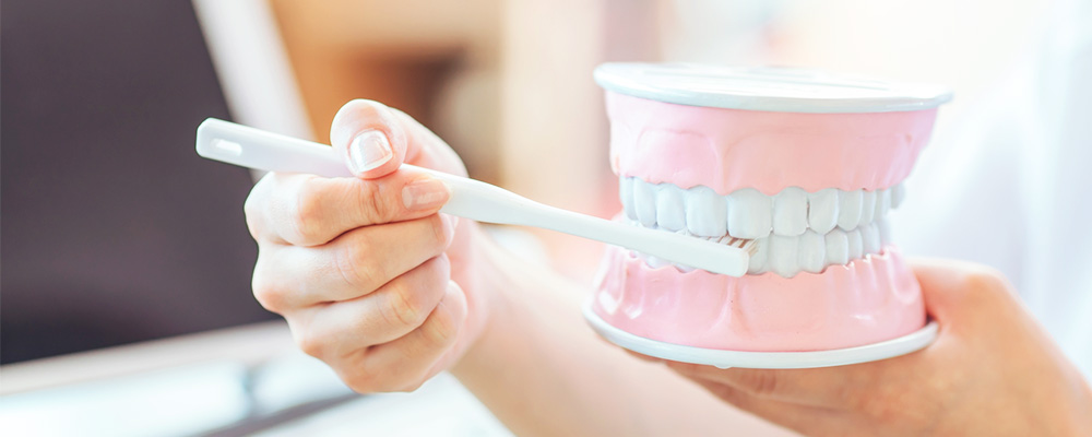 永沢デンタルクリニックの歯ぐきから出血した場合の治療法の解説