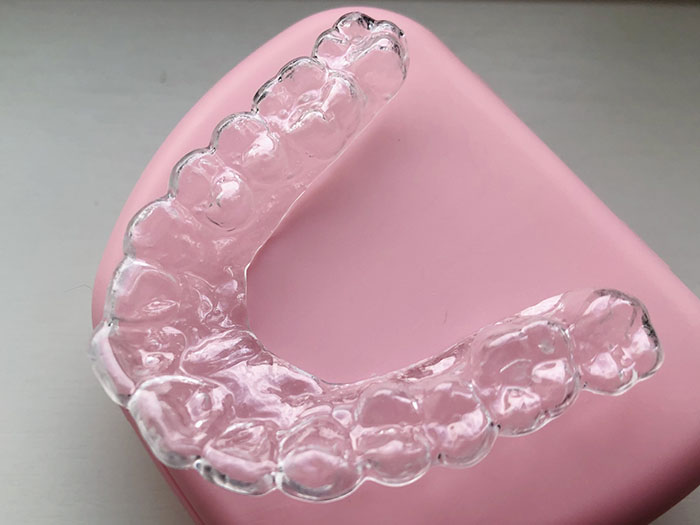 歯軋り防止に使用するマウスガード